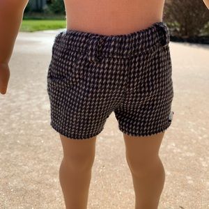 Shorts american girll doll
